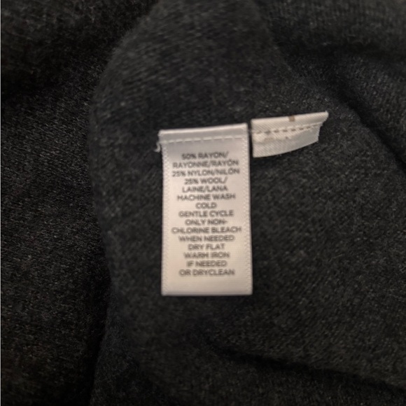 LOFT Charcoal Gray Women's Peplum Sweater - Picture 4 of 4